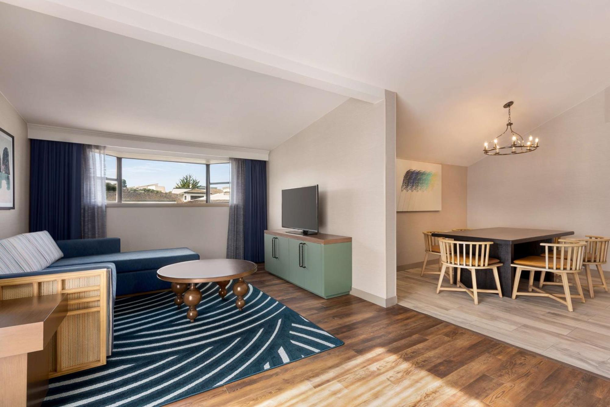 Hilton Garden Inn Μοντερέι Εξωτερικό φωτογραφία